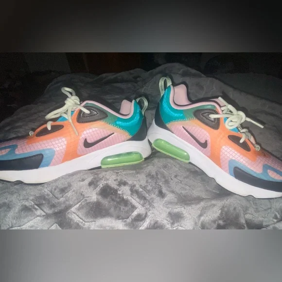 Nike Air Max 200 SE sneakers in a multicolor scheme - Picture 6 of 6
